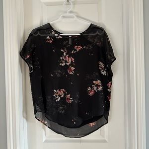 Gentle fawn flowy top